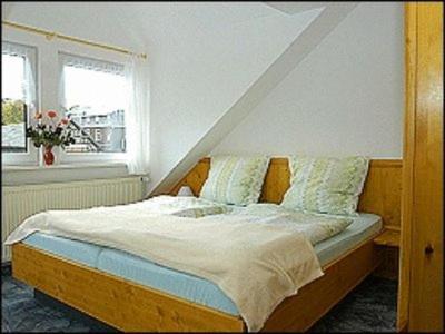 Gasthaus & Pension Zum Hirsch Gehlberg Room photo